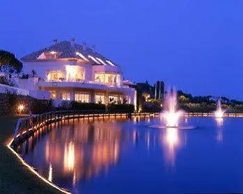 Elviria Hills Living Aparthotel Marbella 3*,